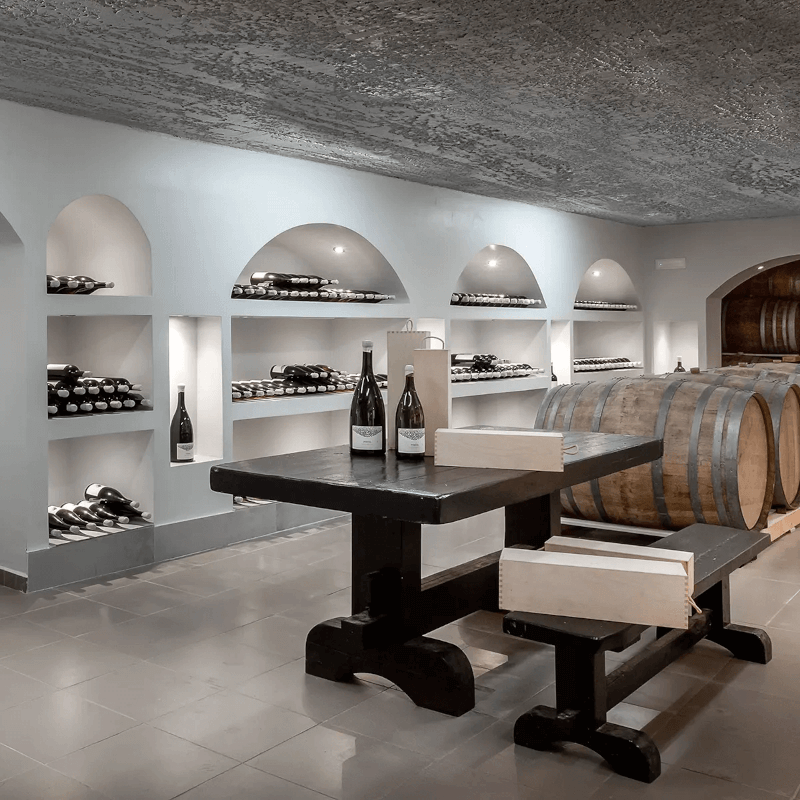 Cave d'Artemis Karamolegos