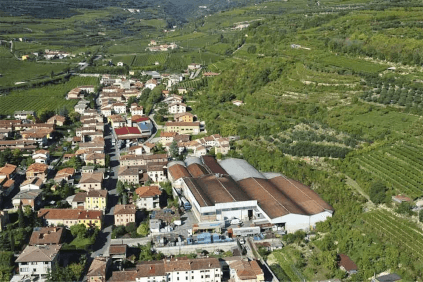 Le siège social à Cazzano