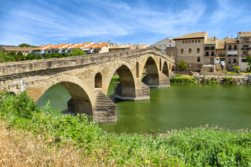 Le Puente la Reina Le Puente la Reina