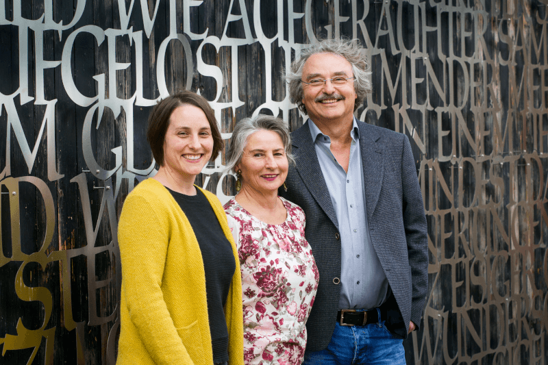 Sarah, Cornelia et Reinhard - Photo T. Vollmer