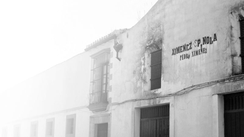 Maison Ximenez Spinola avec publicité
