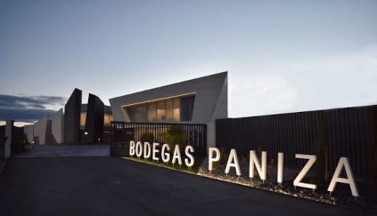 Le bâtiment principal moderne de Bodegas Paniza Le bâtiment principal moderne de Bodegas Paniza